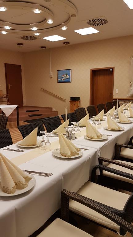 Hotel Restaurant Paelzer-Buwe Hassloch  Luaran gambar